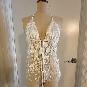 3D Flowers Mesh Top White